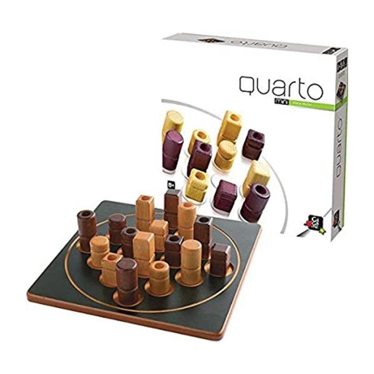 Juego de estrategia compacto