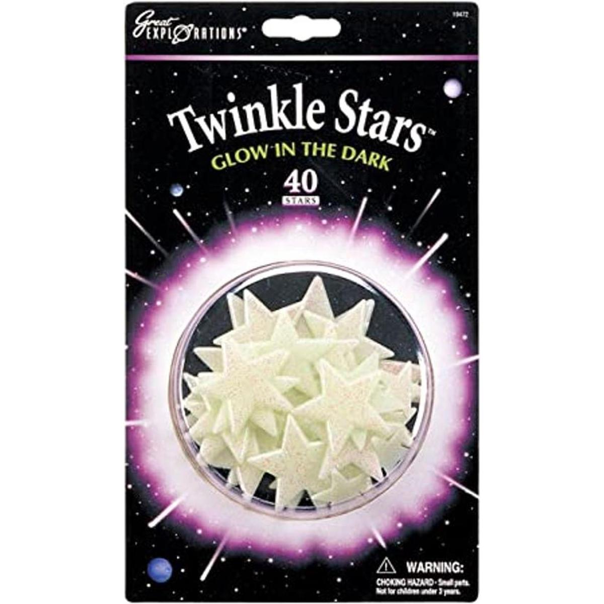 Estrellas parpadeantes que brillan en la oscuridad