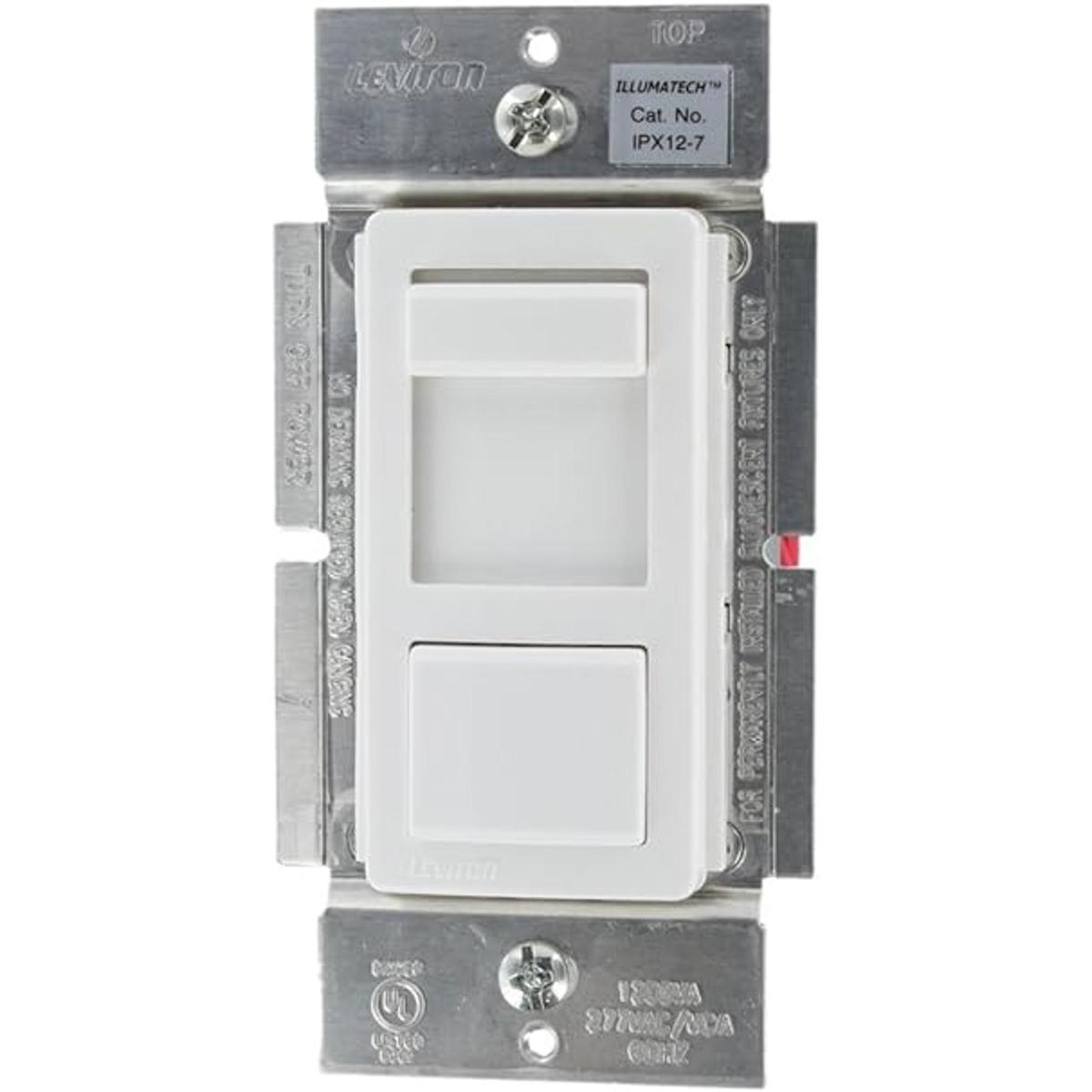 Regulador fluorescente Leviton IPX1270Z IllumaTech