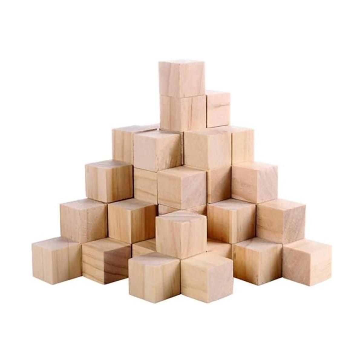 cubos de madera maciza