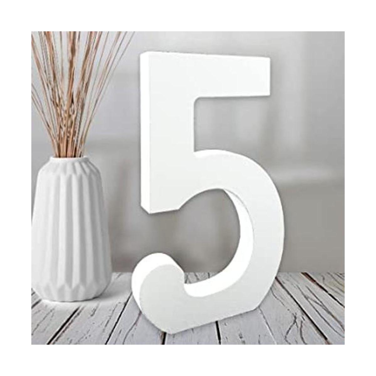 números de madera decorativos
